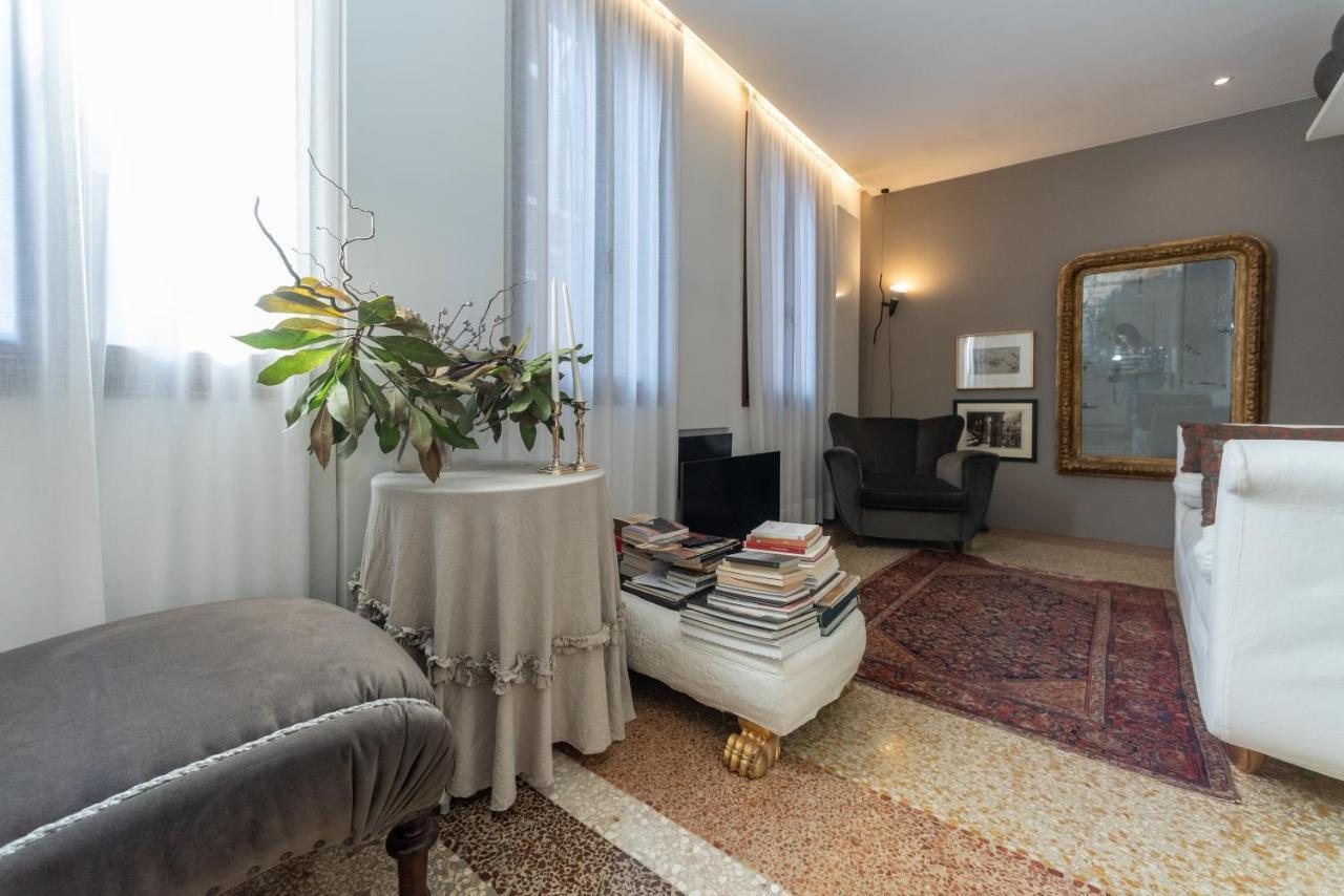 Suite Vivaldi Venice Exterior photo